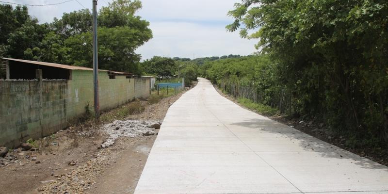 Fodes mejora camino en San Luis Jilotepeque, Jalapa