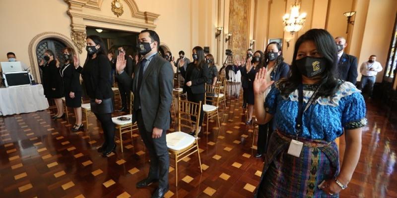 Funcionarios del Minex se gradúan como Guardianes del Patrimonio
