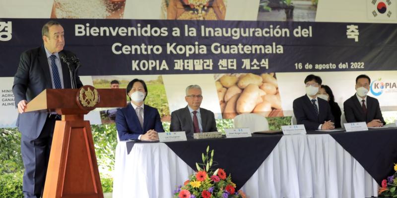 Presidente Alejandro Giammattei 