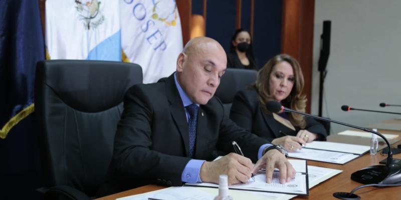 Convenio beneficiará a madres e hijos viven en centros carcelarios