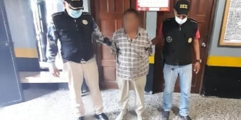 Persona detenida hacía mendigar a sexagenario en México