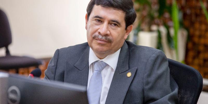 Ministro de Finanzas Públicas 