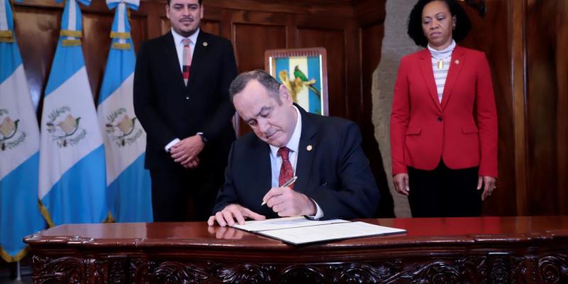 Presidente Alejandro Giammattei 