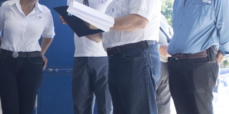 Supervisan acciones en el río Motagua y entregan maquinaria para el tratamiento de desechos plásticos  
