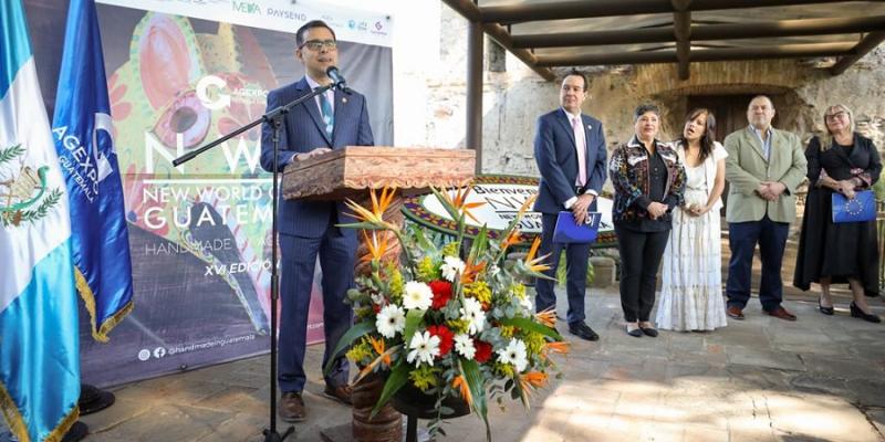 El viceministro de Desarrollo de la MIPYME durante su participación en la apertura de la feria.