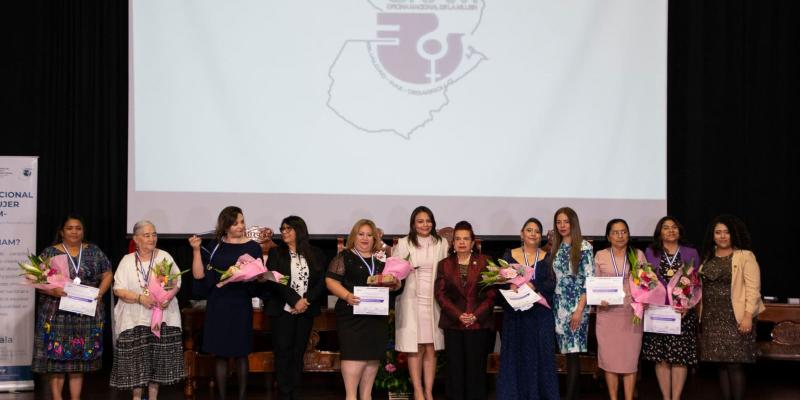 Galardón Oficina Nacional de la Mujer