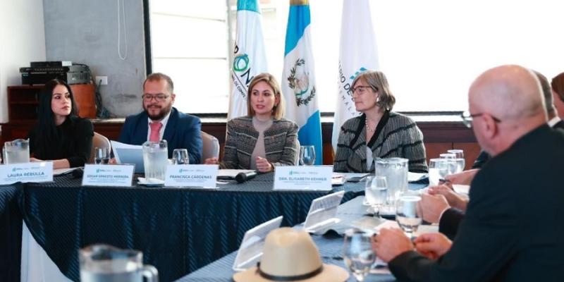 rEUNIÓN