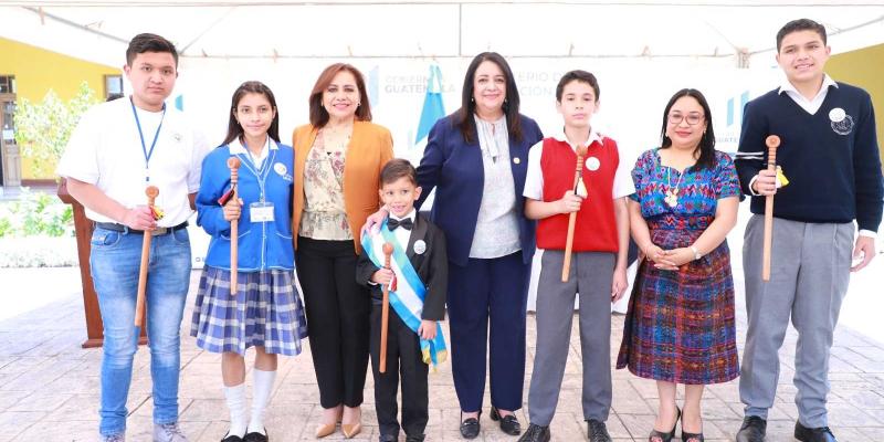 Realizan acto de toma de posesión de Gobiernos Escolares 2023