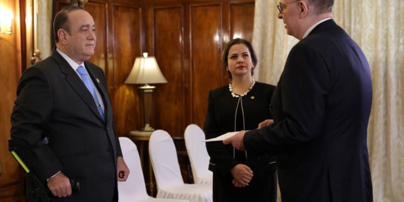 Presidente Alejandro Giammattei recibe Cartas Credenciales