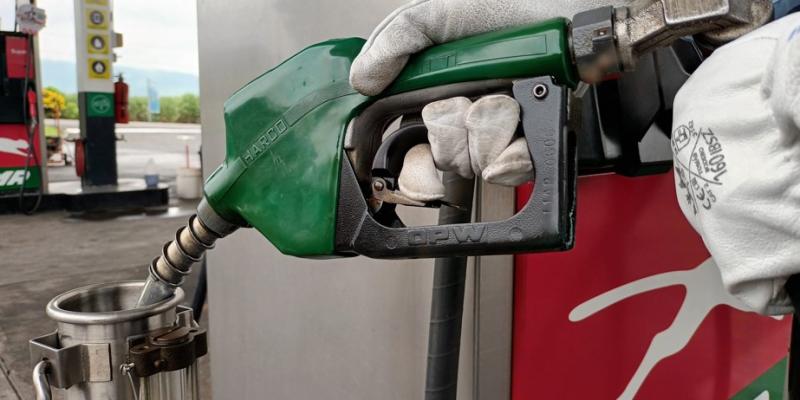 Guatemala mantiene precios bajos de los combustibles entre países de la región