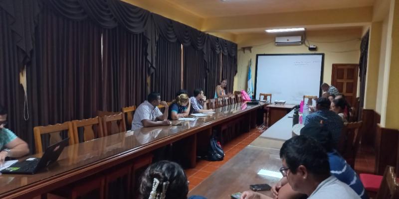 Delegación del MARN apoya a la Municipalidad de Zacapa para cumplir las normas ambientales