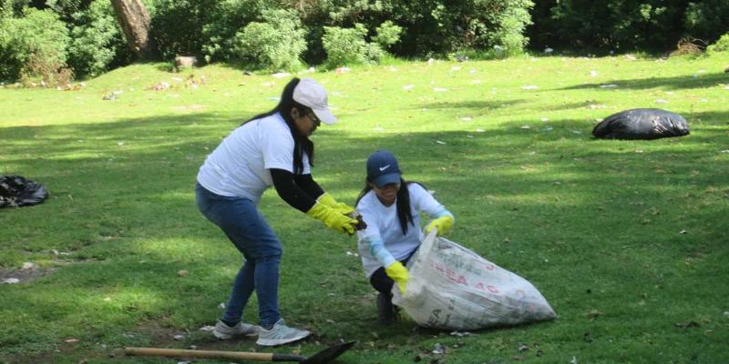 Jornada de limpieza en Tecpán promueve el saneamiento ambiental
