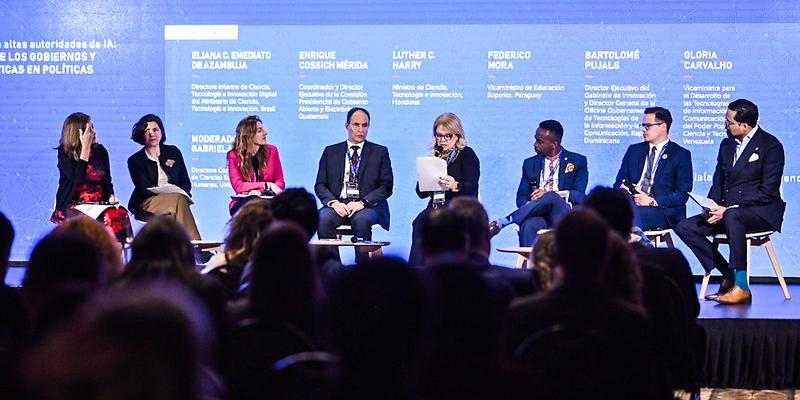 Guatemala Presente en FORO IA