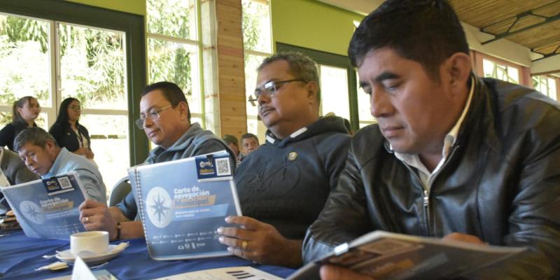 SCEP instruye a alcaldes electos de siete departamentos
