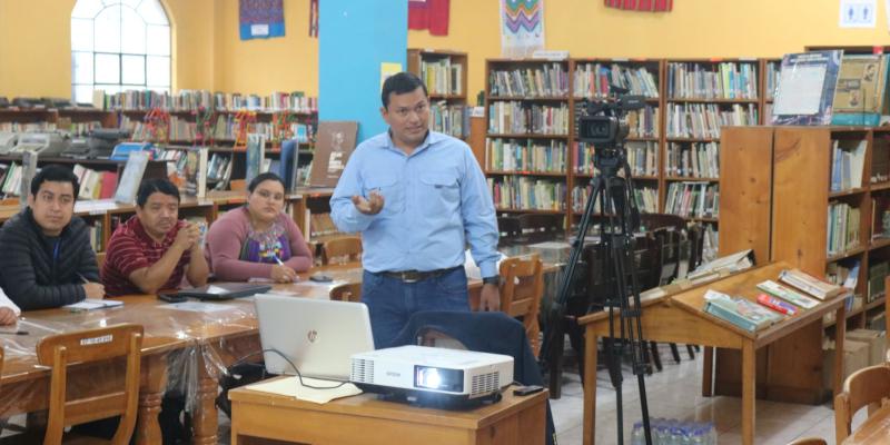 Minfin capacita a municipalidades de Sololá en el uso del sistema Servicios GL