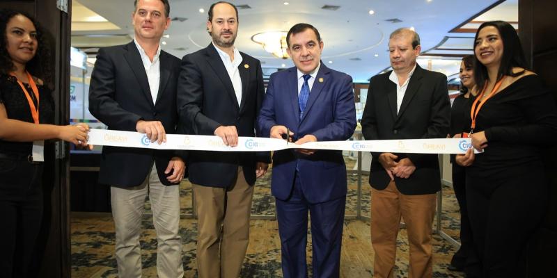 En el Día Nacional del Avicultor destacan aportes para la seguridad alimentaria