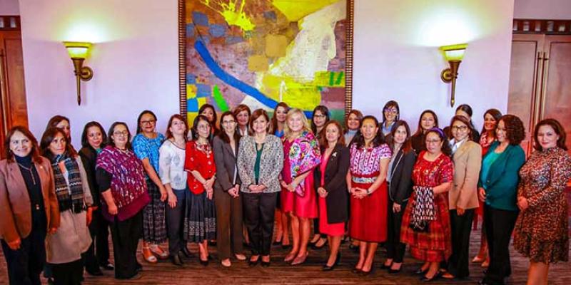 Fortalecen rutas de acción para apoyar a las mujeres agrícolas en Guatemala