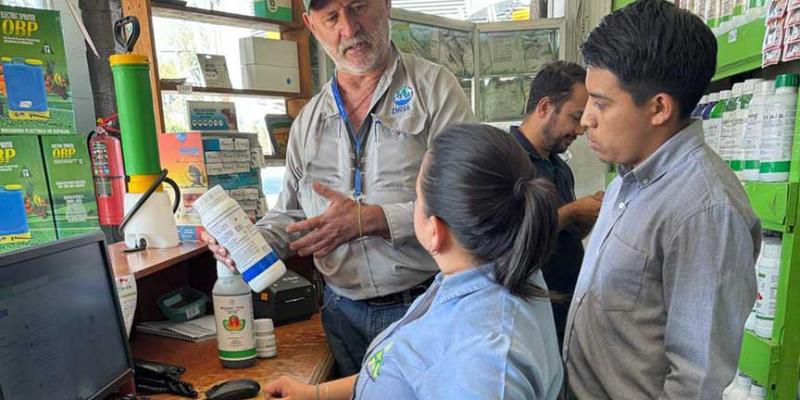 Verifican venta de insumos agrícolas