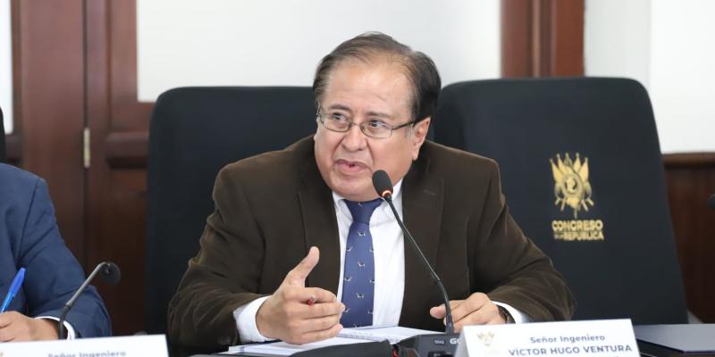Ministro Ventura: “Es necesario hacer un esfuerzo para ordenar la casa y poner en congruencia las leyes petroleras y ambientales”