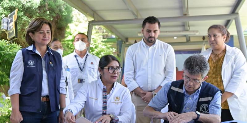 El acto se llevó a cabo en el Hospital Nacional de Jalapa.