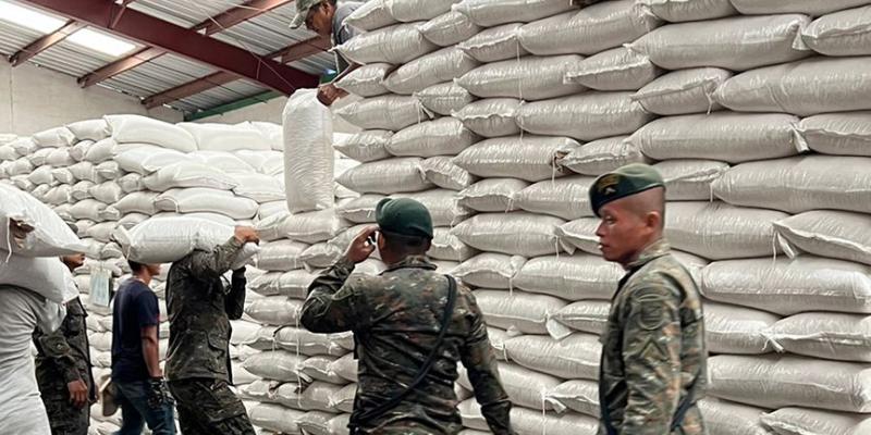 Seguimos distribuyendo alimentos por afectaciones de lluvias