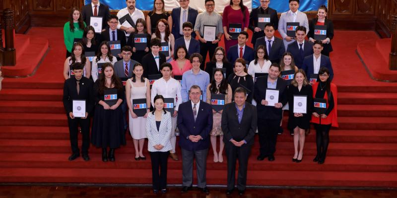 Grupo de becarios guatemaltecos que viajará a la República de China (Taiwán).