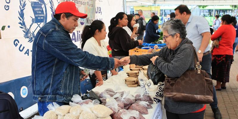 Feria del Agricultor llega a San Miguel Petapa, Jalapa y San Miguel Pochuta