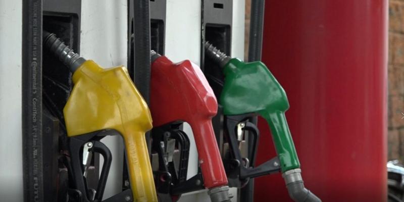 Precios de los combustibles muestran tendencia a la baja