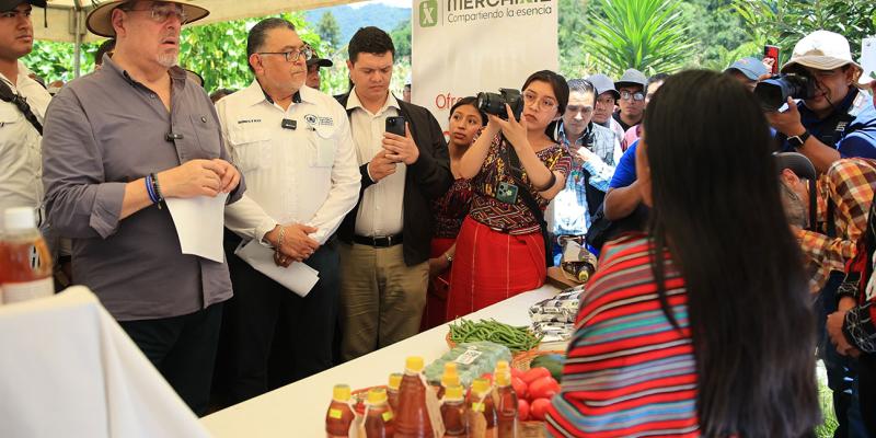 Supervisan proyectos que fortalecen la seguridad alimentaria y resiliencia