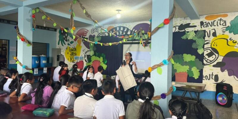 Niños de Ciudad Vieja aprenden sobre el Plato Saludable en actividad educativa