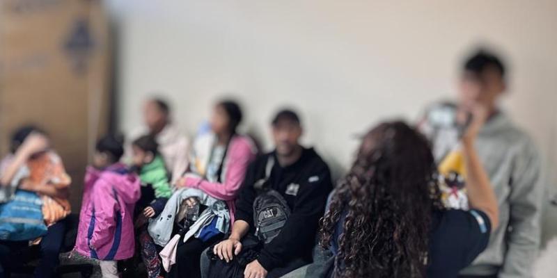 41 migrantes sudamericanos reciben apoyo de Migración