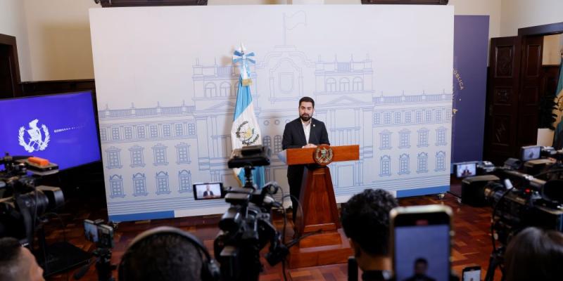 Secretario Santiago Palomo 