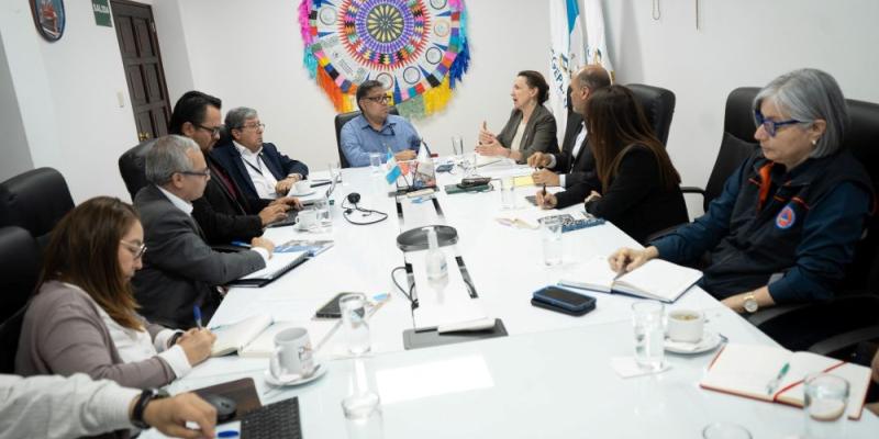 Reunión de trabajo con el propósito de coordinar acciones para agilizar avales en proyectos