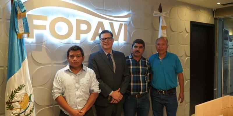 Capacitación impulsa entrega de expedientes para subsidios de vivienda en Petén 