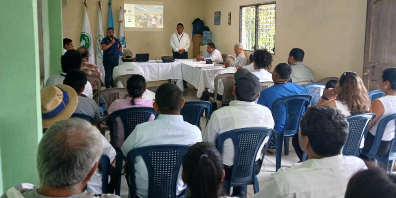 Productores agropecuarios de Retalhuleu se capacitan en alimentación escolar