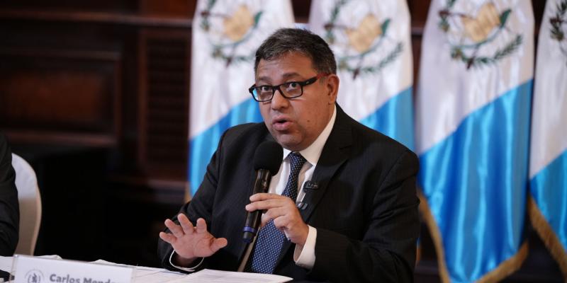 Secretario Carlos Mendoza encabezó la mesa principal del Conadur. 