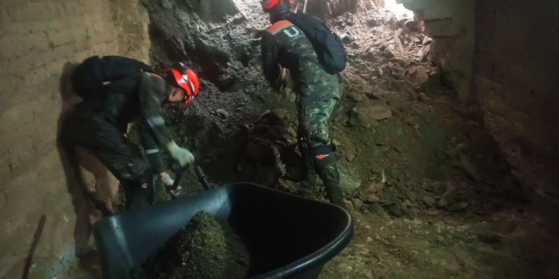 Ejército de Guatemala apoya a los guatemaltecos afectados por lluvias en Baja Verapaz y Quiché.