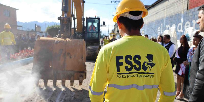 Se inician los trabajos de mejoramiento en la Calle Real Centenario de El Tejar