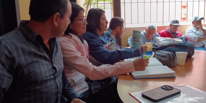 Coaped traza ruta de apoyo continuo a damnificados por sismos en Sacatepéquez