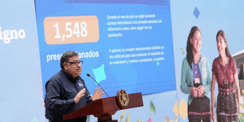Información sobre la preselección de candidatos fue brindada por el secretario de Planificación, Carlos Mendoza.