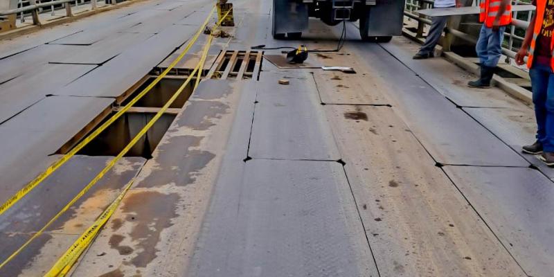 Más de 1,500 vehículos diarios beneficiados con trabajos en el puente Chixoy 