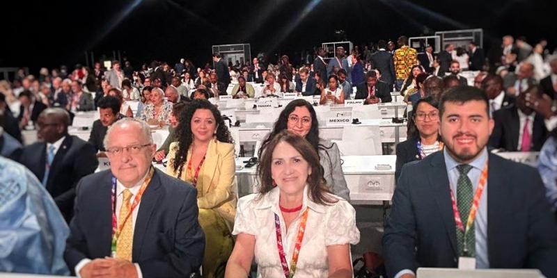 Delegación de nuestro país que participó en la IV Conferencia Internacional sobre Financiamiento para el Desarrollo (FfD4)