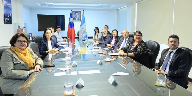 Taiwán refuerza lucha contra el Fusarium con nuevo desembolso para Guatemala y Belice