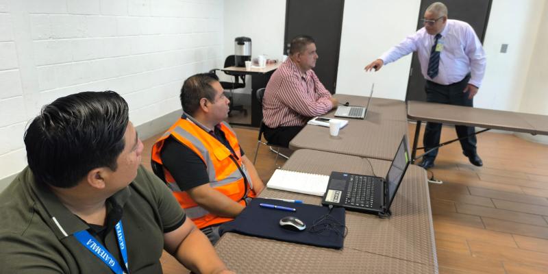 al de Aeronáutica Civil (DGAC) de Guatemala ha iniciado una capacitación clave: el Curso de Gestión de Riesgos en Seguridad de la Aviación, impartido por el reconocido instructor certificado Pablo Ortiz.