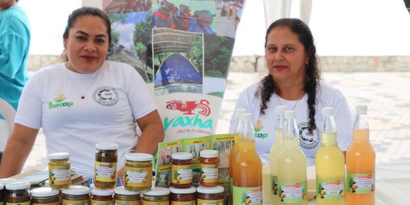 Santa Elena recibe a cooperativistas