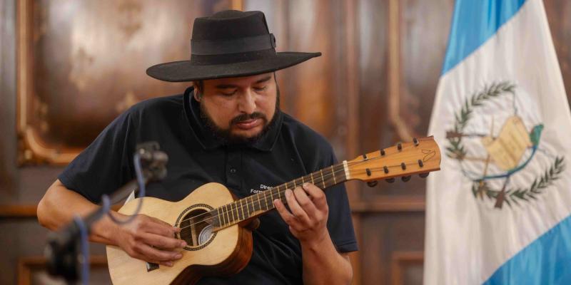 La Guitarrilla