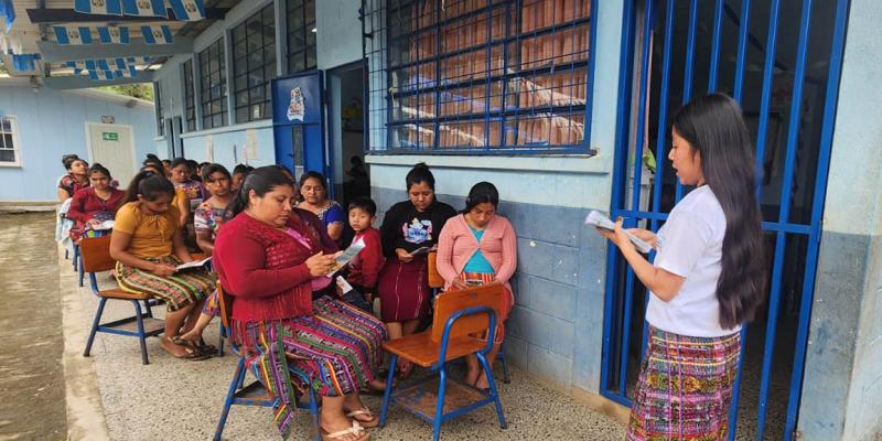 Comunitarias de Chimaltenango son capacitadas en alimentación saludable