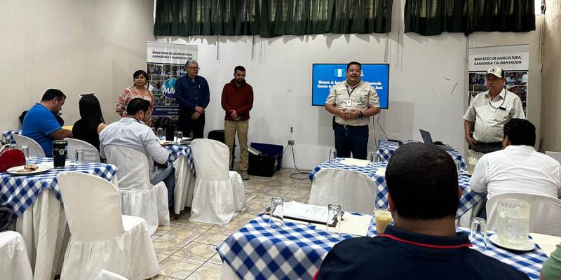 Impulsan fortalecimiento de extensionismo rural en taller regional