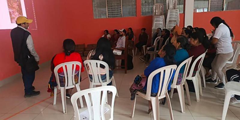 Productoras de Totonicapán capacitadas para mejorar sus cultivos