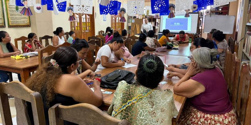 Productoras de Zacapa capacitadas en comercialización asociativa